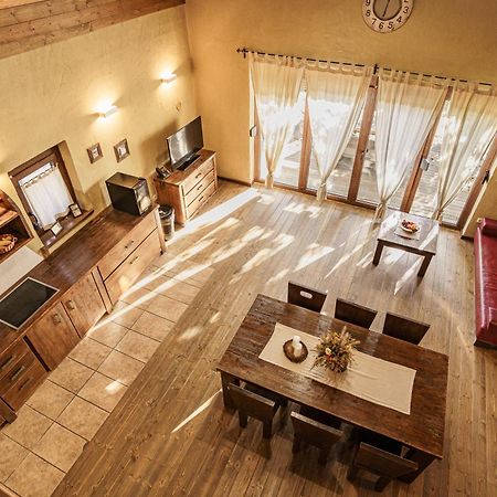 Panonska Vas Villas モラフスケ・トプリツェ エクステリア 写真